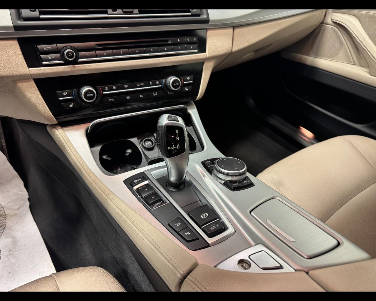 BMW 520D TOURING XDRIVE LUXURY AUTO 190CV