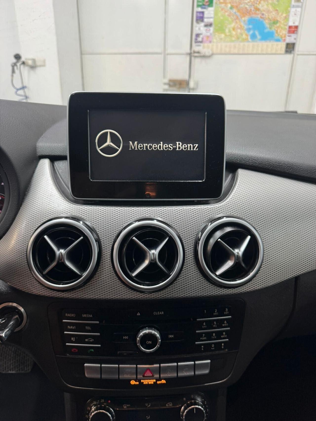 Mercedes-benz B 200 B 200 d Automatic Premium