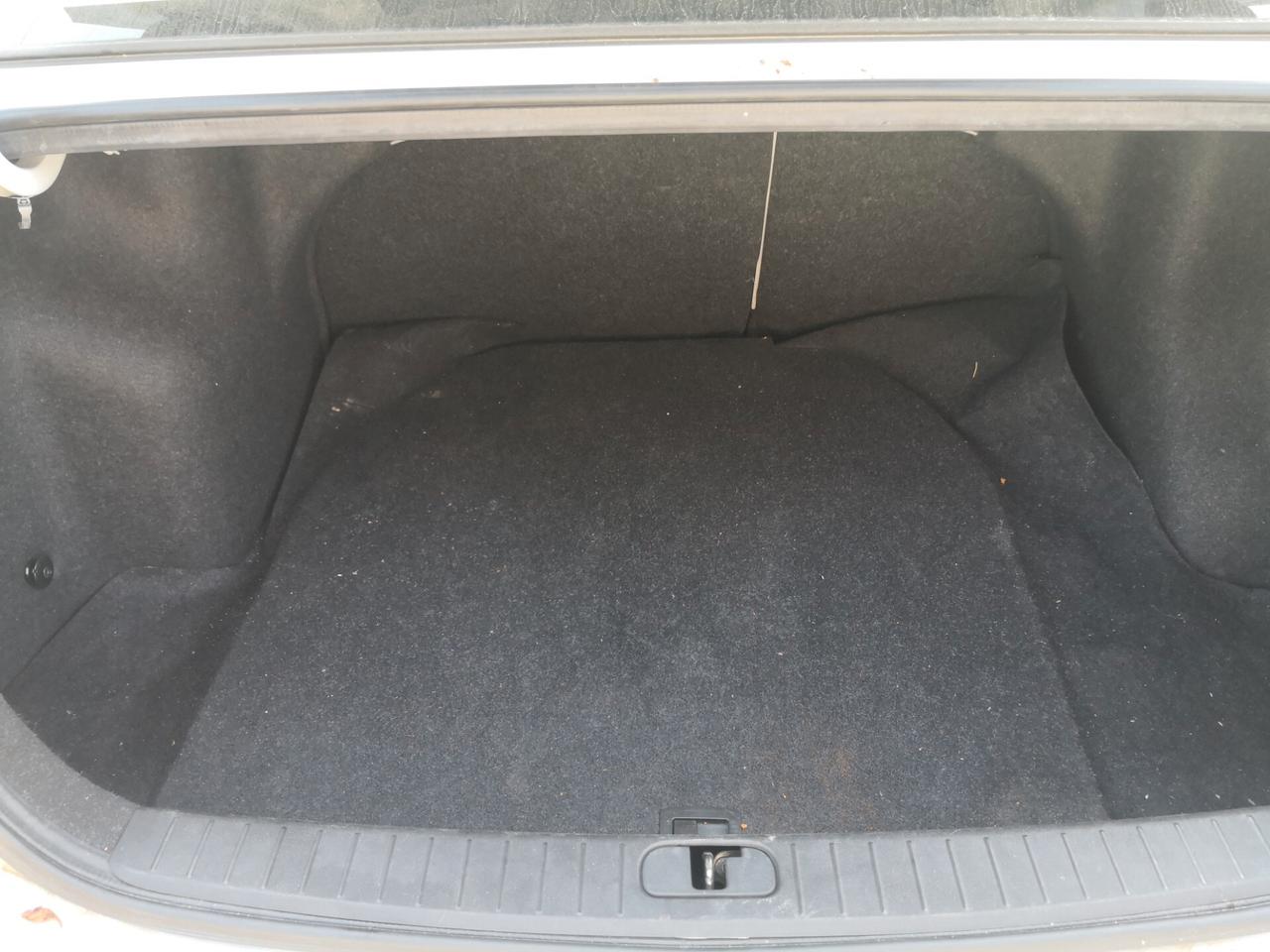 Hyundai Accent 1.4 benzina 5 porte 90milakm neopat