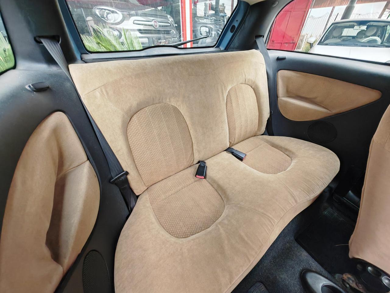 Lancia Ypsilon 1.3 diesel 02/2006 cv70
