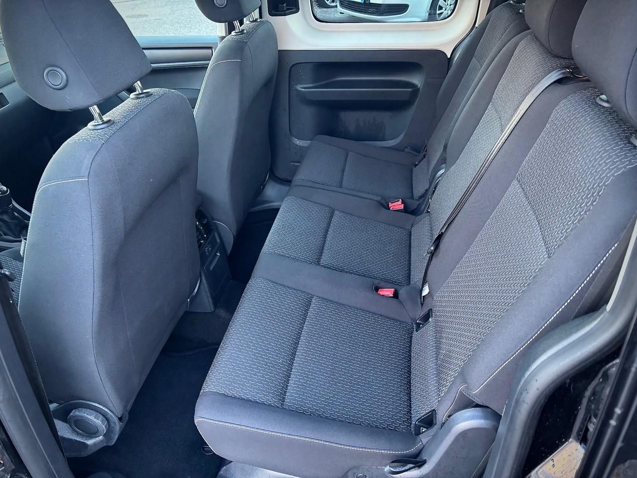 Volkswagen Caddy 2.0 TDI 102 CV Trendline Maxi 7Posti Bluemotion