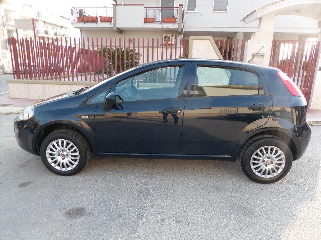 Fiat Punto FIAT PUNTO 1.4 8V NATURAL POWER STREET - Metano-Clima-Radio Cd-Mp3