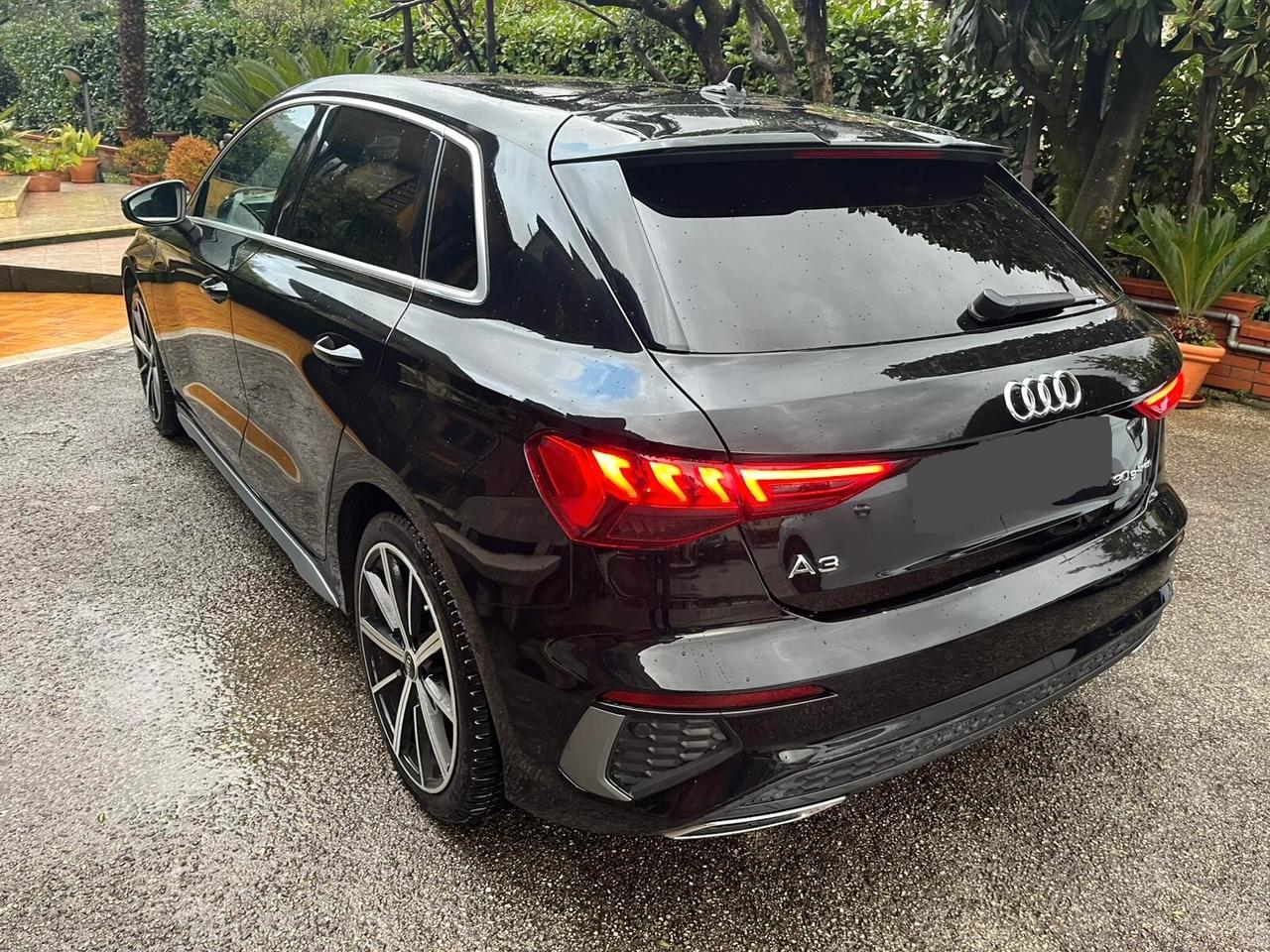 Audi A3 SPB 30 g-tron S tronic line edition FULL PELLE