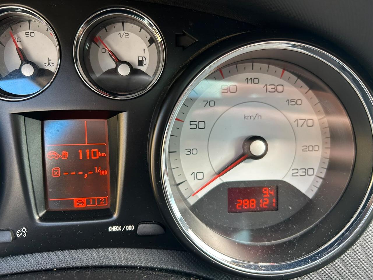 Peugeot 308 2.0 HDI Feline *TETTO