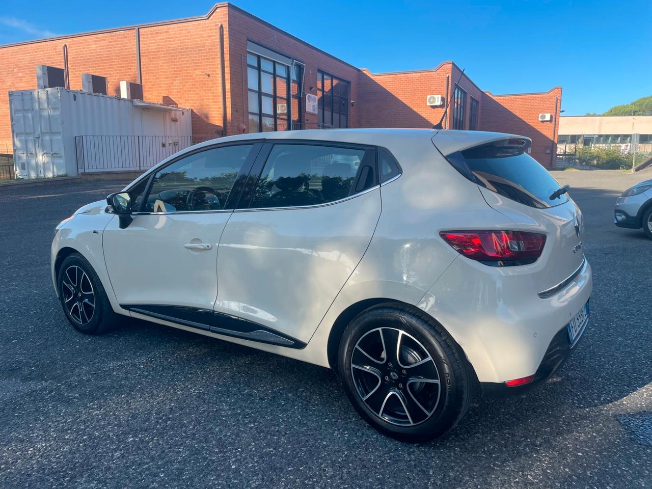 Renault Clio dCi 8V 75CV Start&Stop 5 porte DUEL