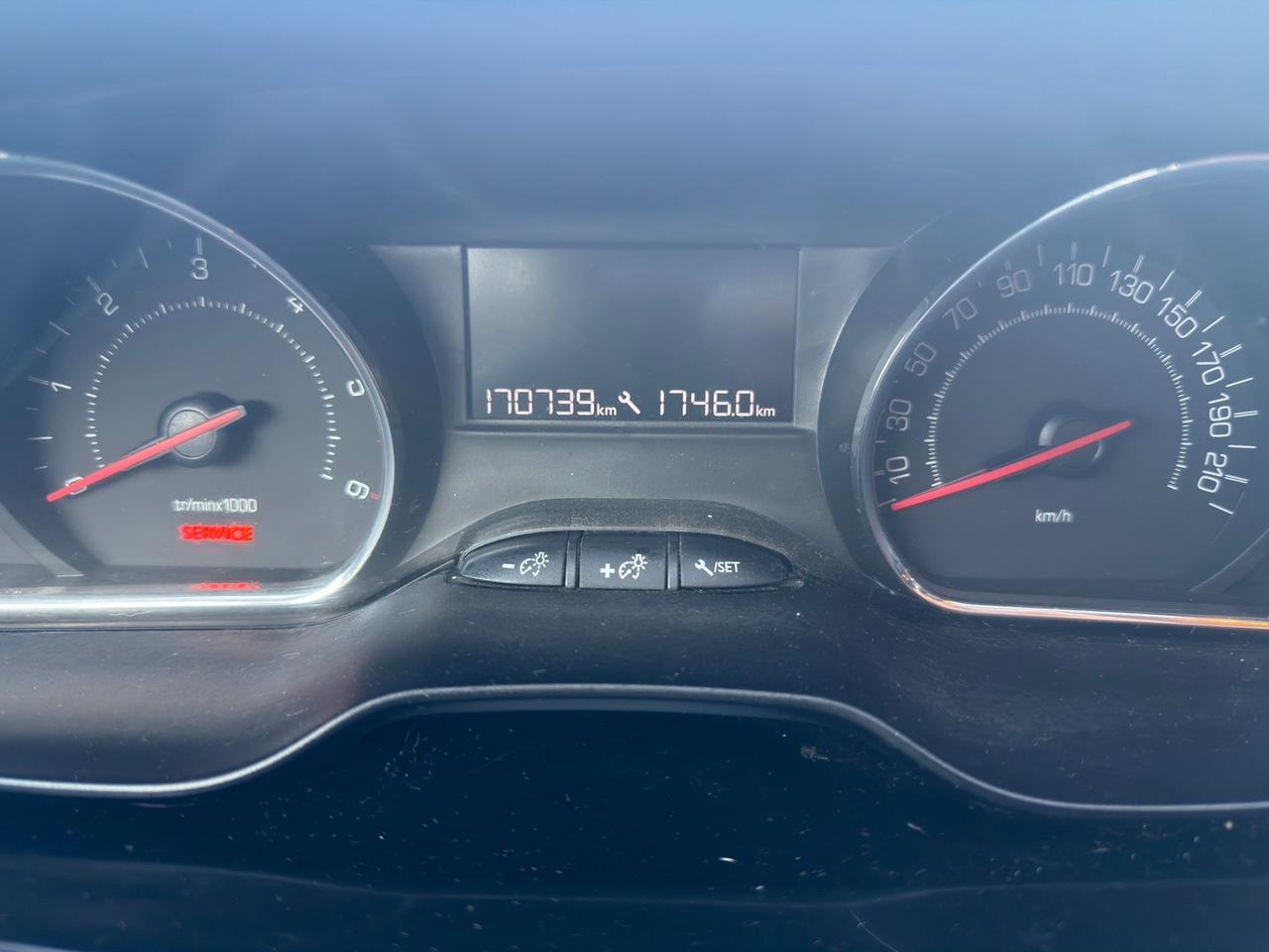 Peugeot 208 1.4 HDi 68 CV 5 porte Access