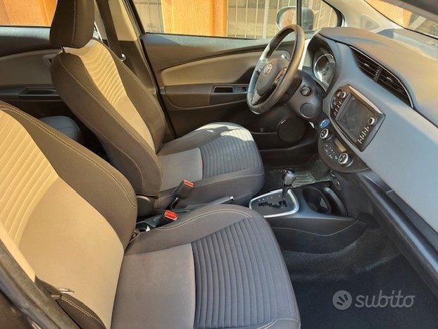 Toyota Yaris 1.5 Hybrid 5 porte Automatico