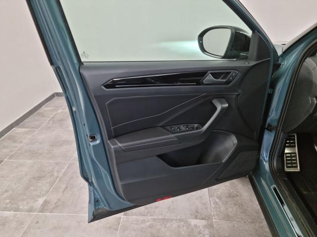 VOLKSWAGEN T-Roc 1.5 TSI ACT R-Line