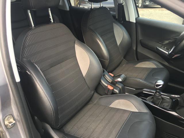 PEUGEOT 2008 1.2 130cv Allure