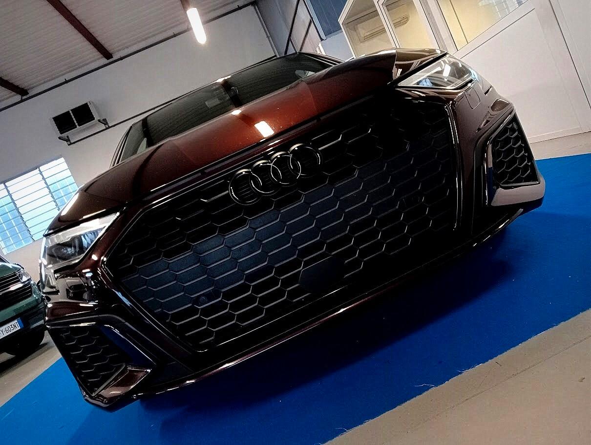 Audi A3 2.0 TDI SLINE EXCLUSIVE IDENTITY BLACK 19" MATRIX