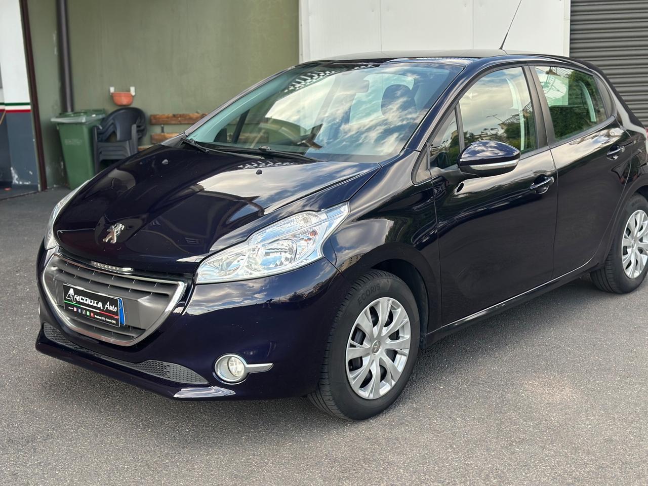 Peugeot 208 1.2 VTi 82 CV 5 porte Allure