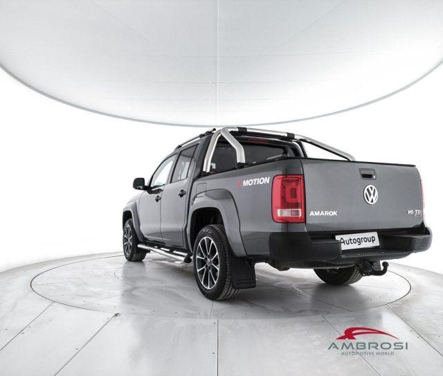 VOLKSWAGEN Amarok 3.0 V6 TDI 4MOTION BMT permanente aut. DC Highline
