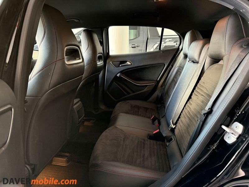 Mercedes-Benz GLA GLA 200 d Automatic Premium