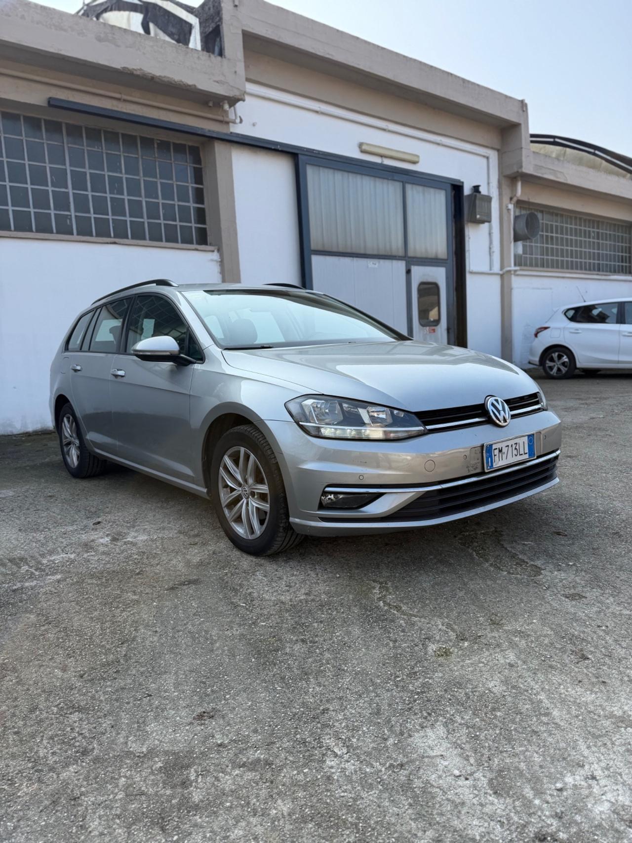 Volkswagen Golf Variant 1.6 TDI 115 CV DSG 5p. Sport BlueMotion Technology