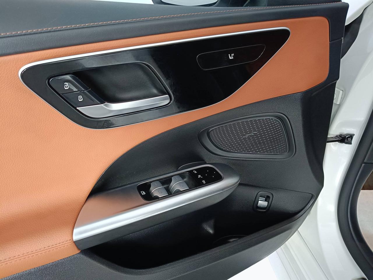 Mercedes-Benz Classe C-S206 SW 2021 - C SW 220 d mhev AMG Line Premium 4matic 197cv auto