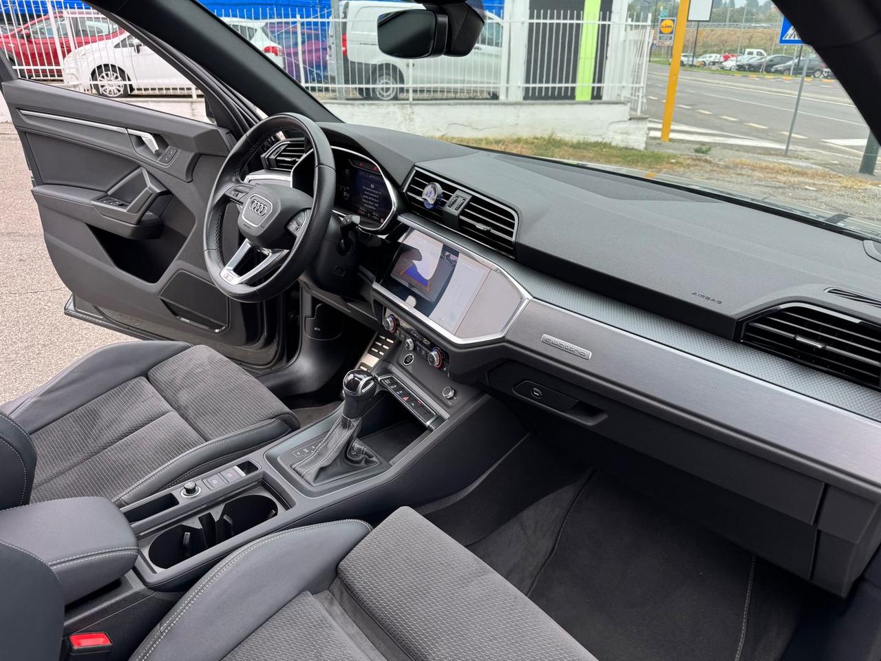 Audi Q3 2.0 40 TDI Sportback S Line #7318