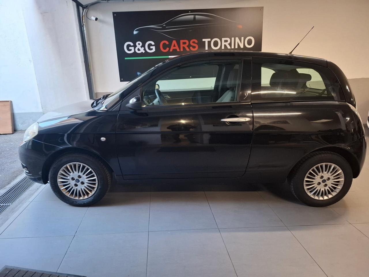 Lancia Ypsilon 1.2 Argento