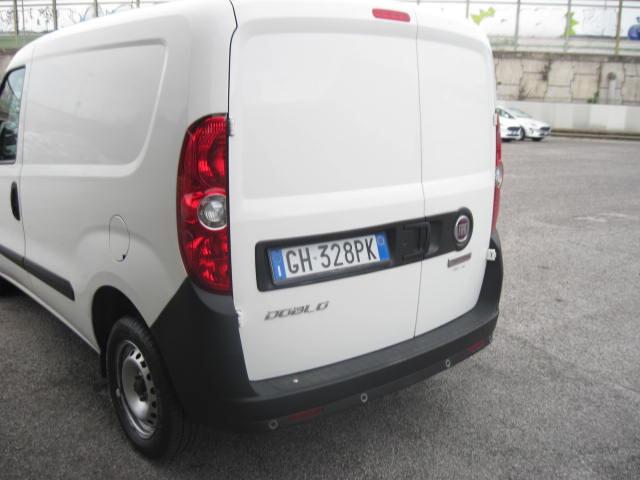 Fiat DOBLO' 1.6 105 CV FATTURABILE 3 POSTI FINANZIABILE