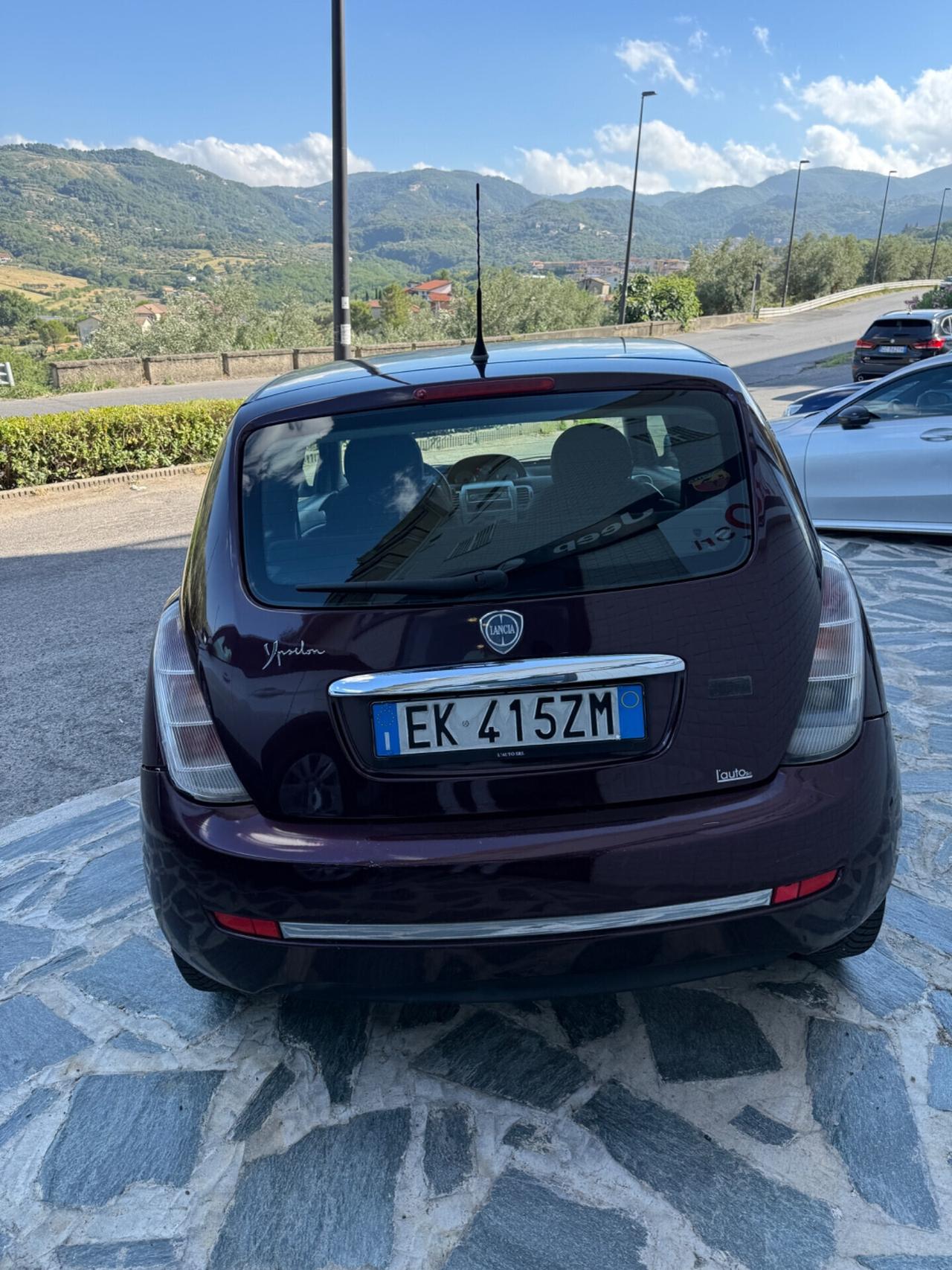 Lancia Ypsilon 1.3 MJT 75 CV MOTORE NUOVO!