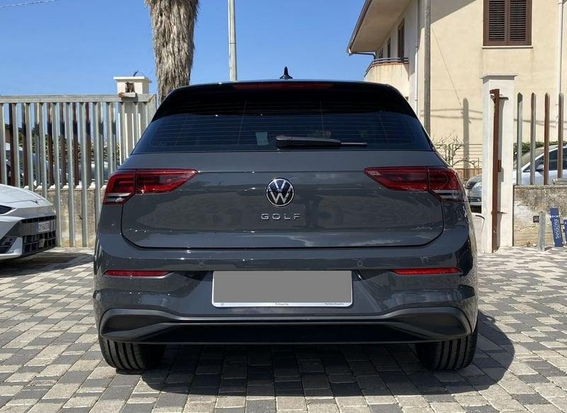 Volkswagen Golf 8 Life 2.0 TDI 116 CV