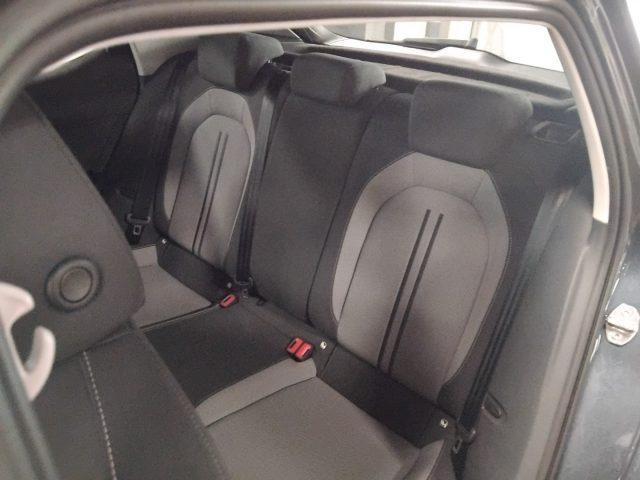 SEAT Leon 1.5 hybrid DSG Business LED 17" GRIMALDI SP. DAY