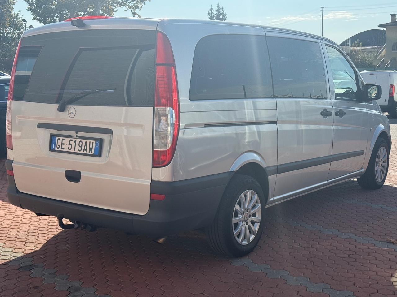 NOLEGGIO GIORNALIERO/BREVE TERMINE 8 POSTI Mercedes-benz Vito 2.2 111 CDI Kombi Long