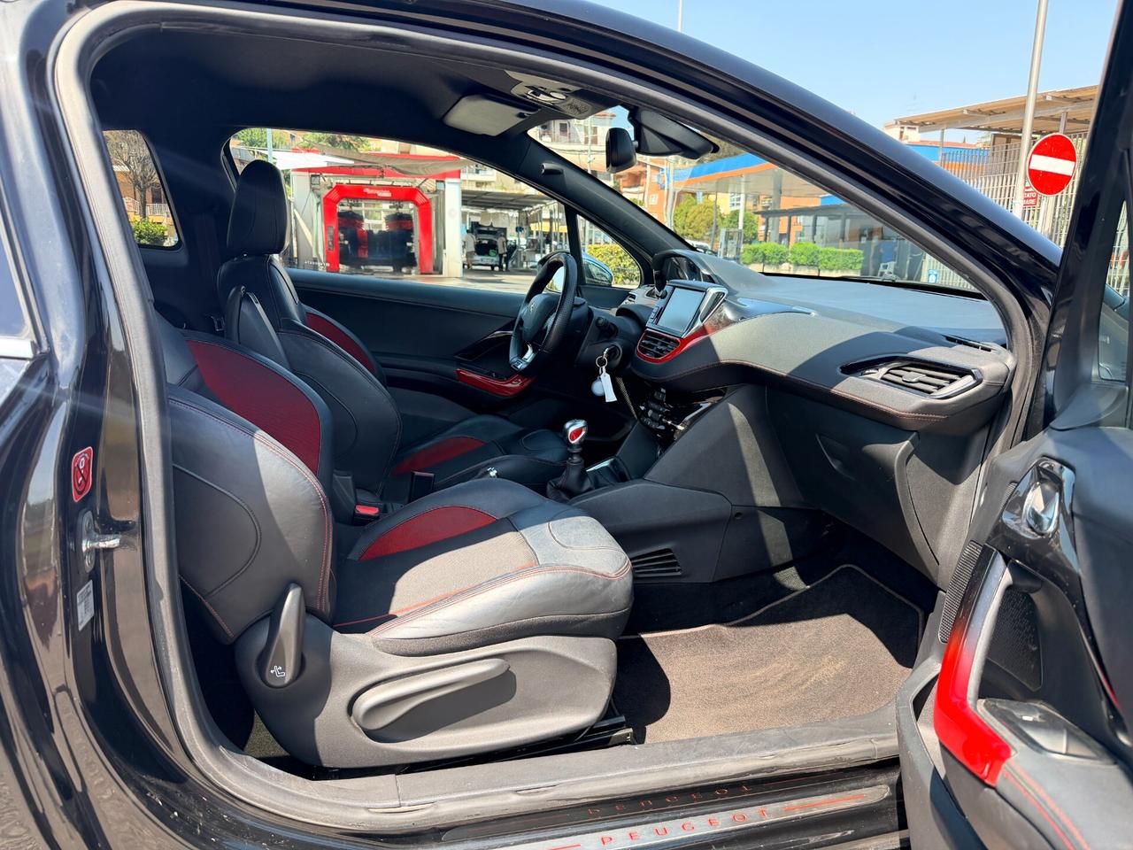 Peugeot 208 THP 200CV 3 porte GTI