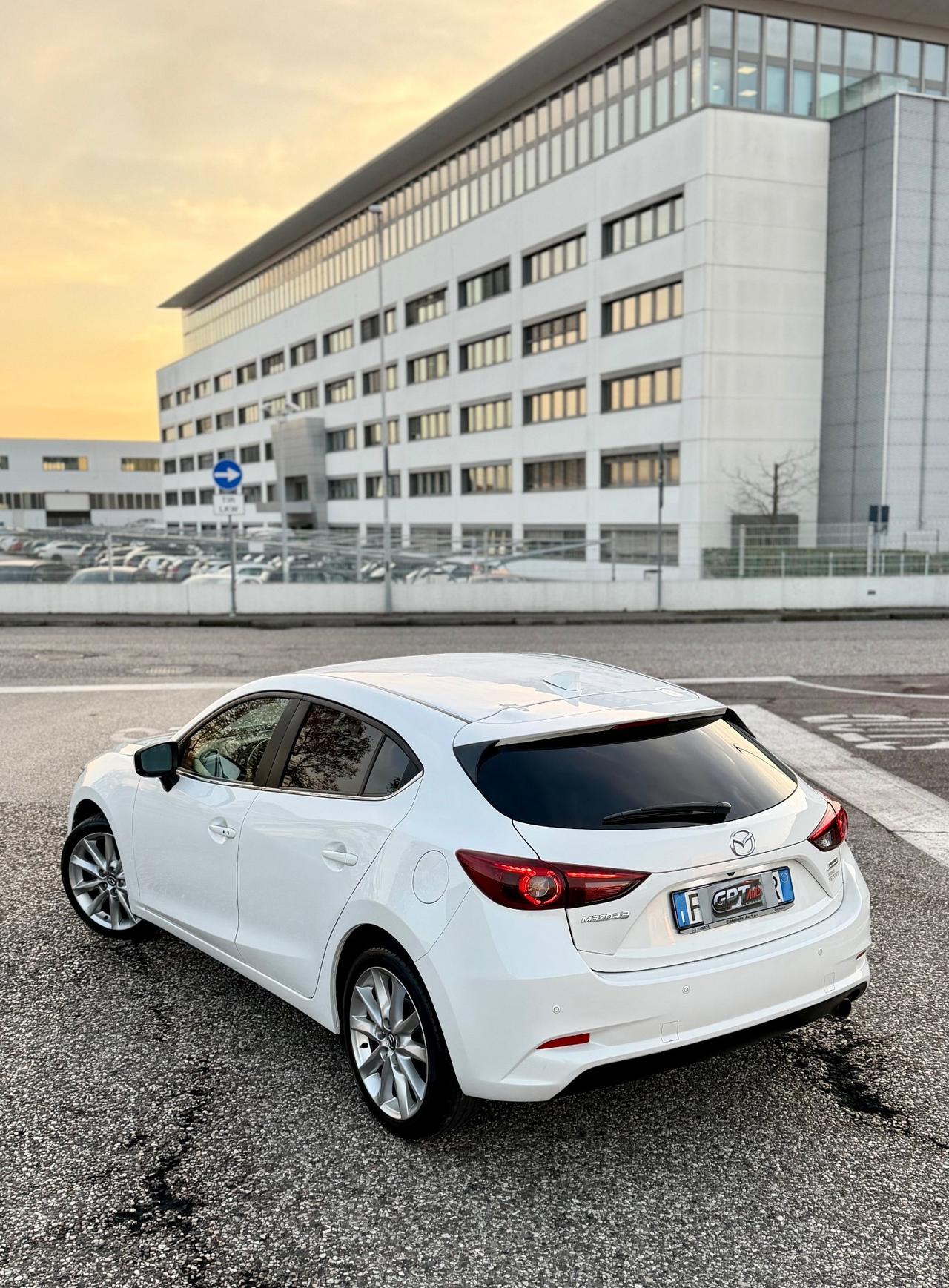 Mazda 3 Mazda3 1.5 Skyactiv-D Exceed