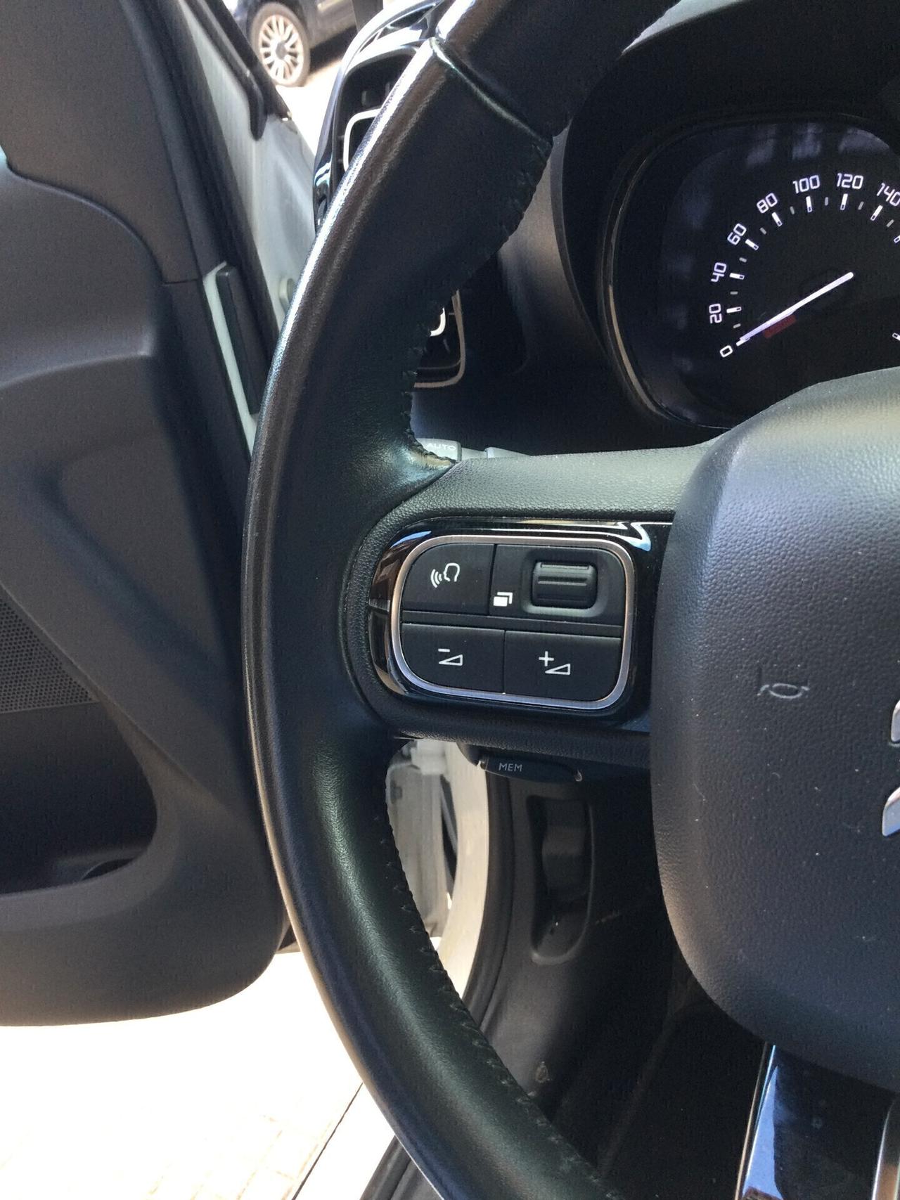 Citroen C3 Aircross BlueHDi 110 S&S Shine Pack