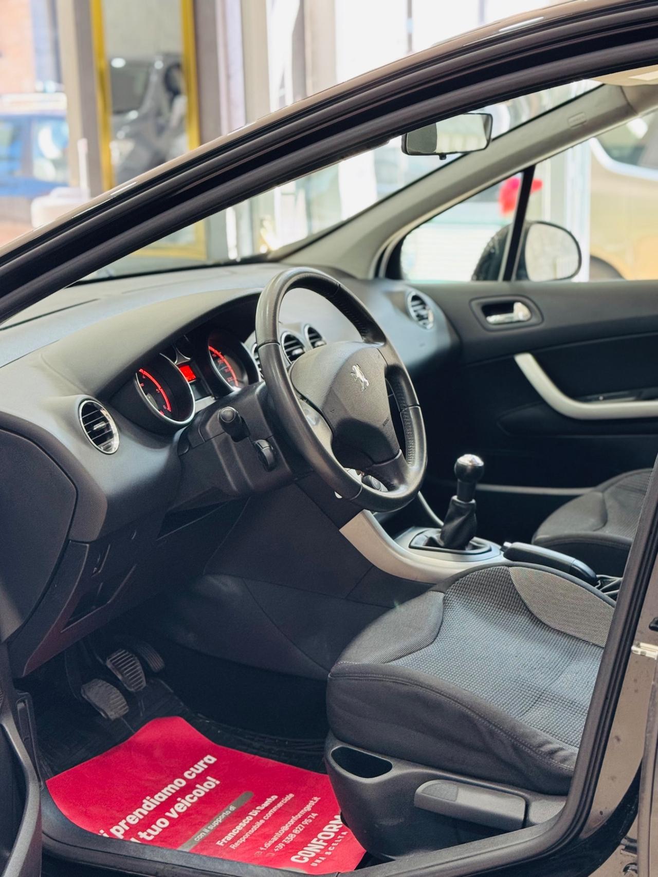 Peugeot 308 1.6 HDi 90CV 5p. Tecno