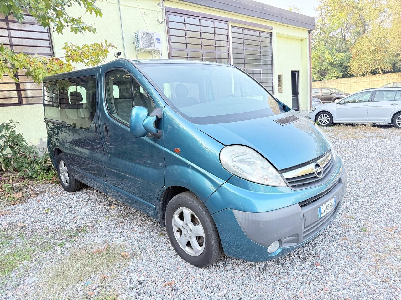 Opel Vivaro 27 2.0 CDTI 120CV PC-TN Combi 9 posti Easytronic