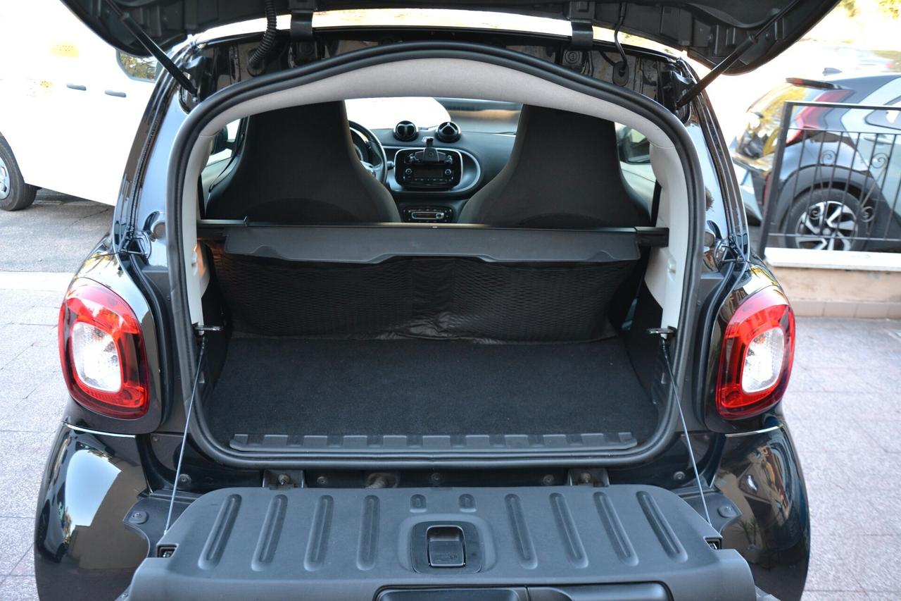 Smart ForTwo 1.0 71CV PASSION AUTOMATICA ***PREZZO REALE****