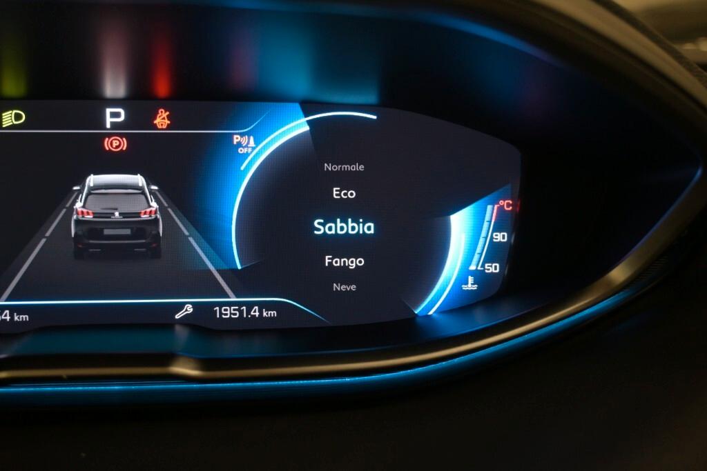 Peugeot 5008 1.5 BLUEHDI 130CV EAT8 SeS 7POSTI ALLURE PACK ( FARI LED - PDC TELECAMERA POST. NAVI )