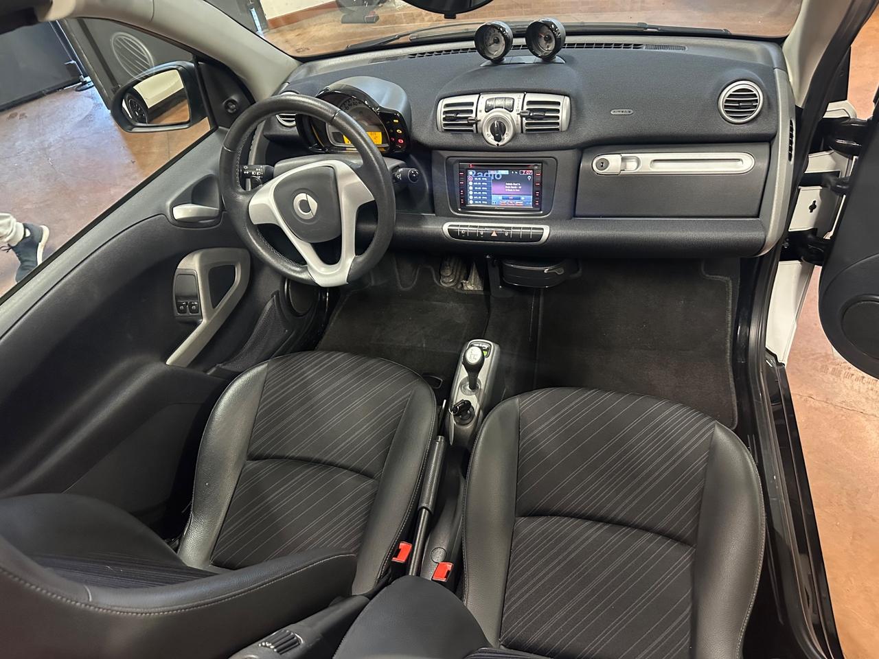 Smart ForTwo 1000 52 kW MHD cabrio passion