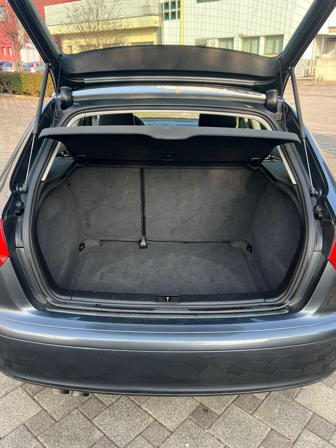 Audi A3 2.0 16V TDI Ambiente