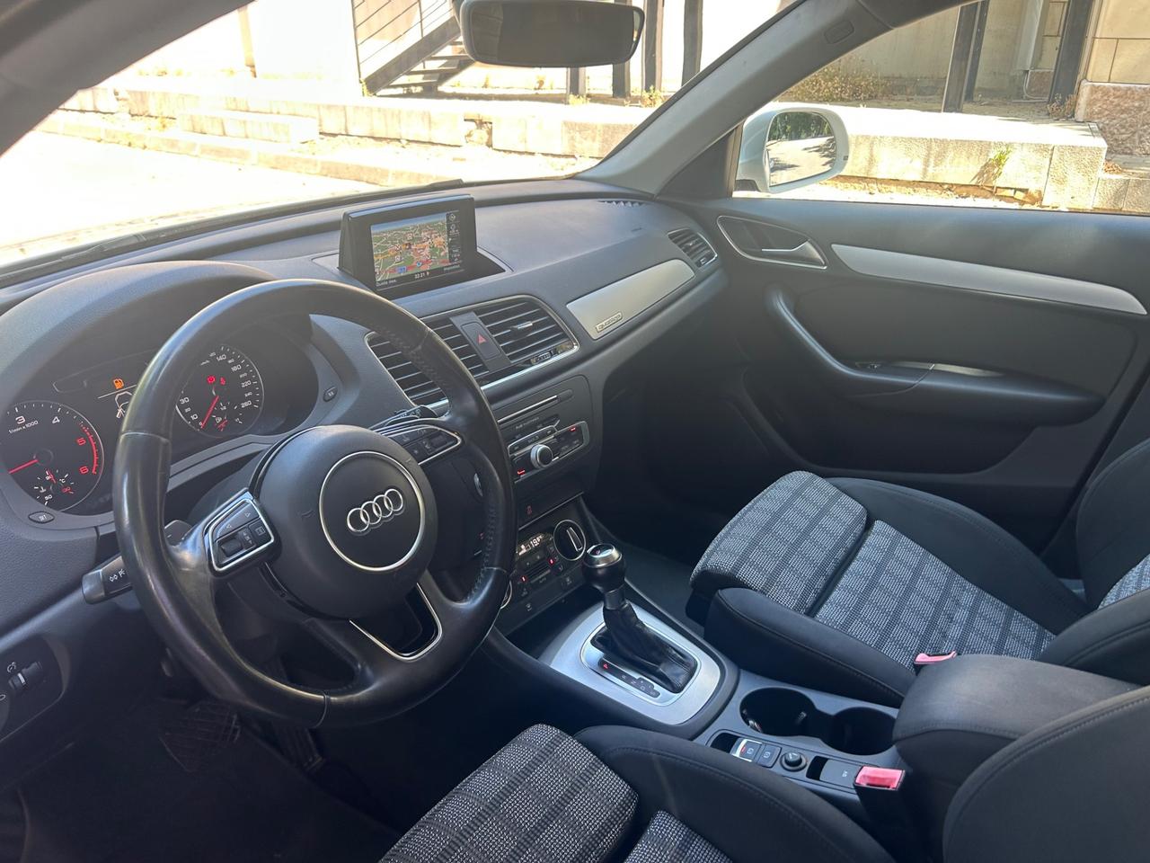 Audi Q3 2.0 TDI 150 CV quattro S tronic Sport