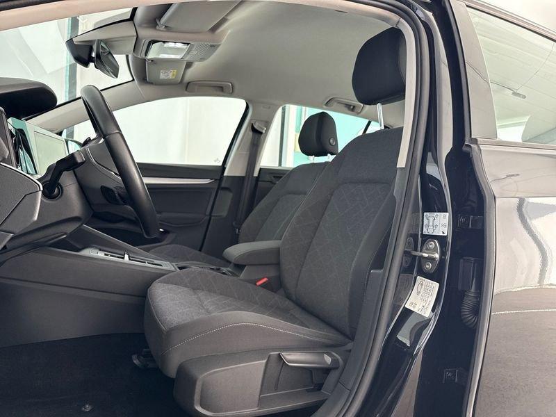 Volkswagen Golf 2.0 TDI SCR 85kW Life DSG