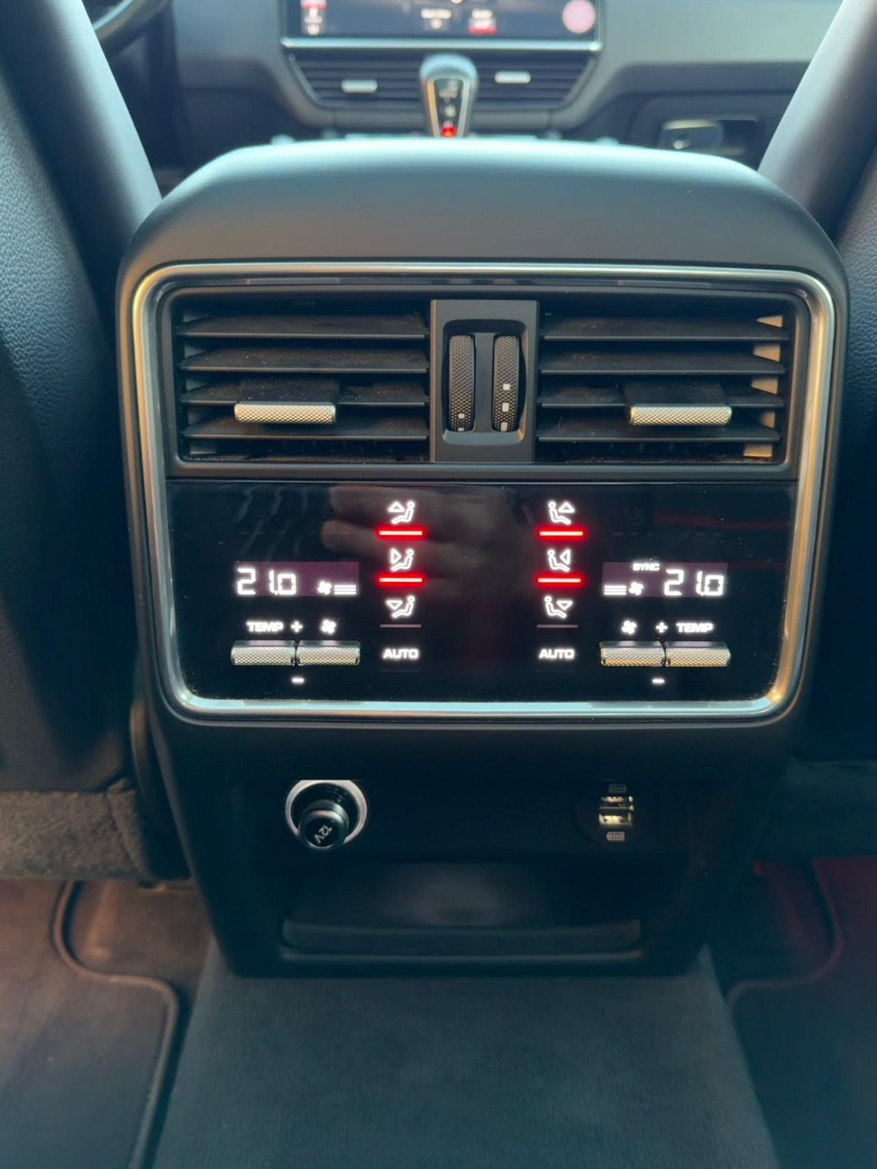 Porsche Cayenne 3.0 V6
