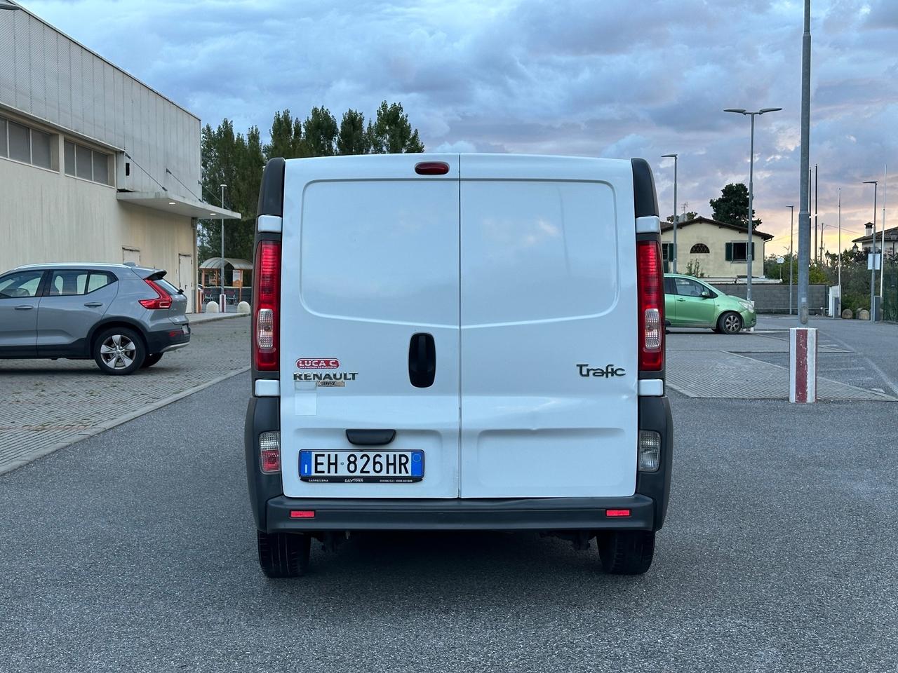 Renault Trafic 2.0 Turbo Diesel