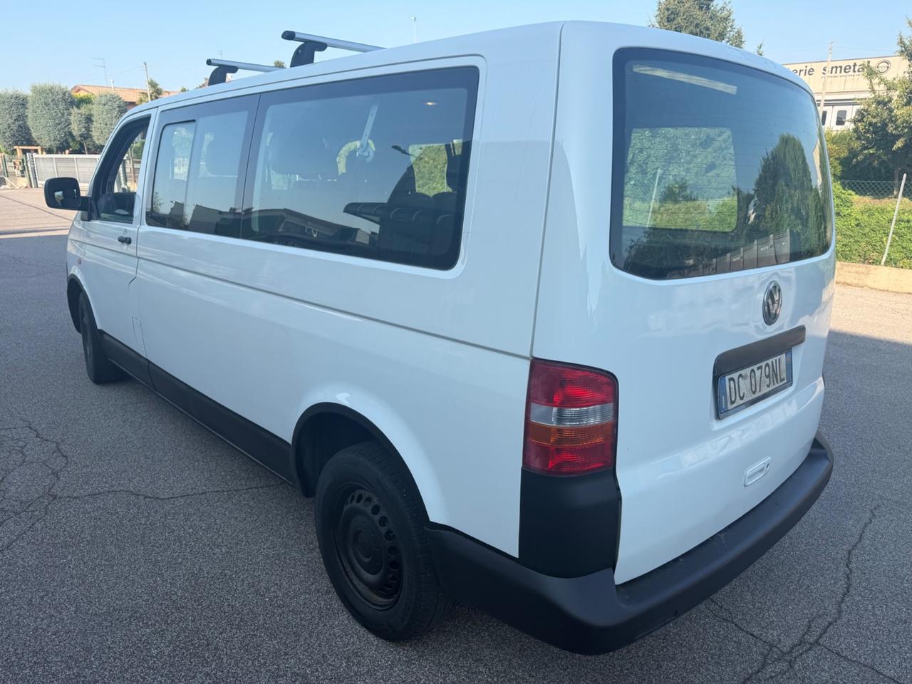 Volkswagen Transporter 2.5 TDI anno 2006 9 posti