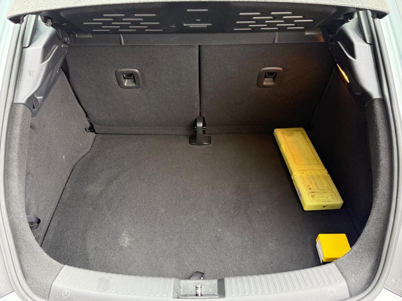 Volkswagen Maggiolino 1.6 tdi|UNIPRO|NEOPATENTATI