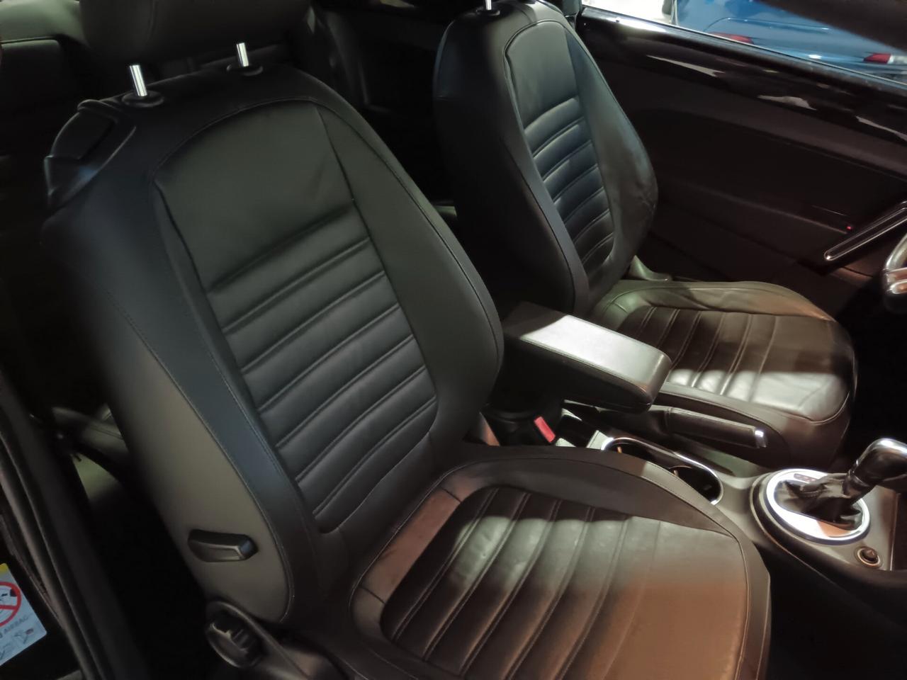 Volkswagen Maggiolino 2.0 TSI DSG Sport