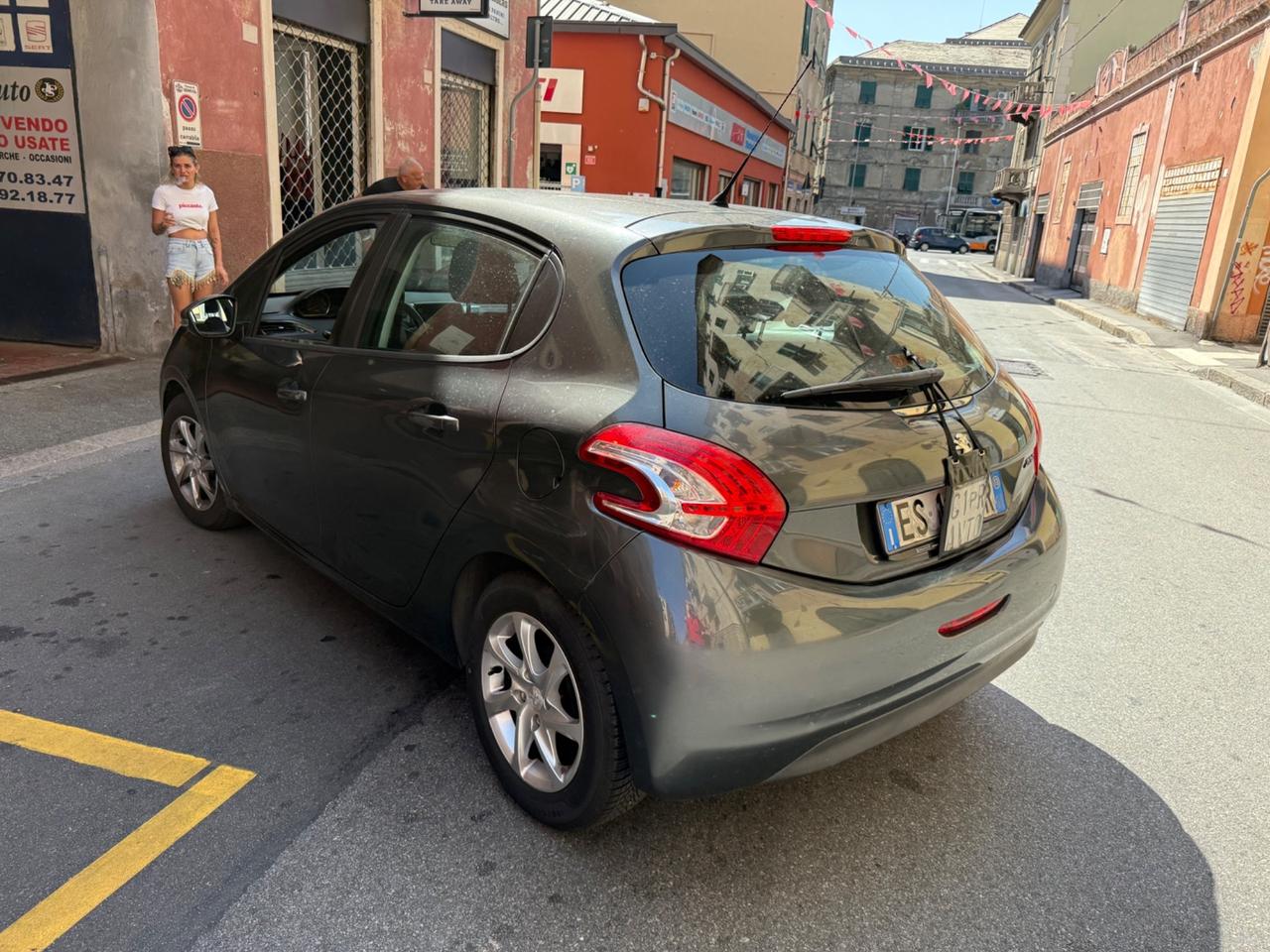 Peugeot 208 1.2 VTi 82 CV 3 porte Allure