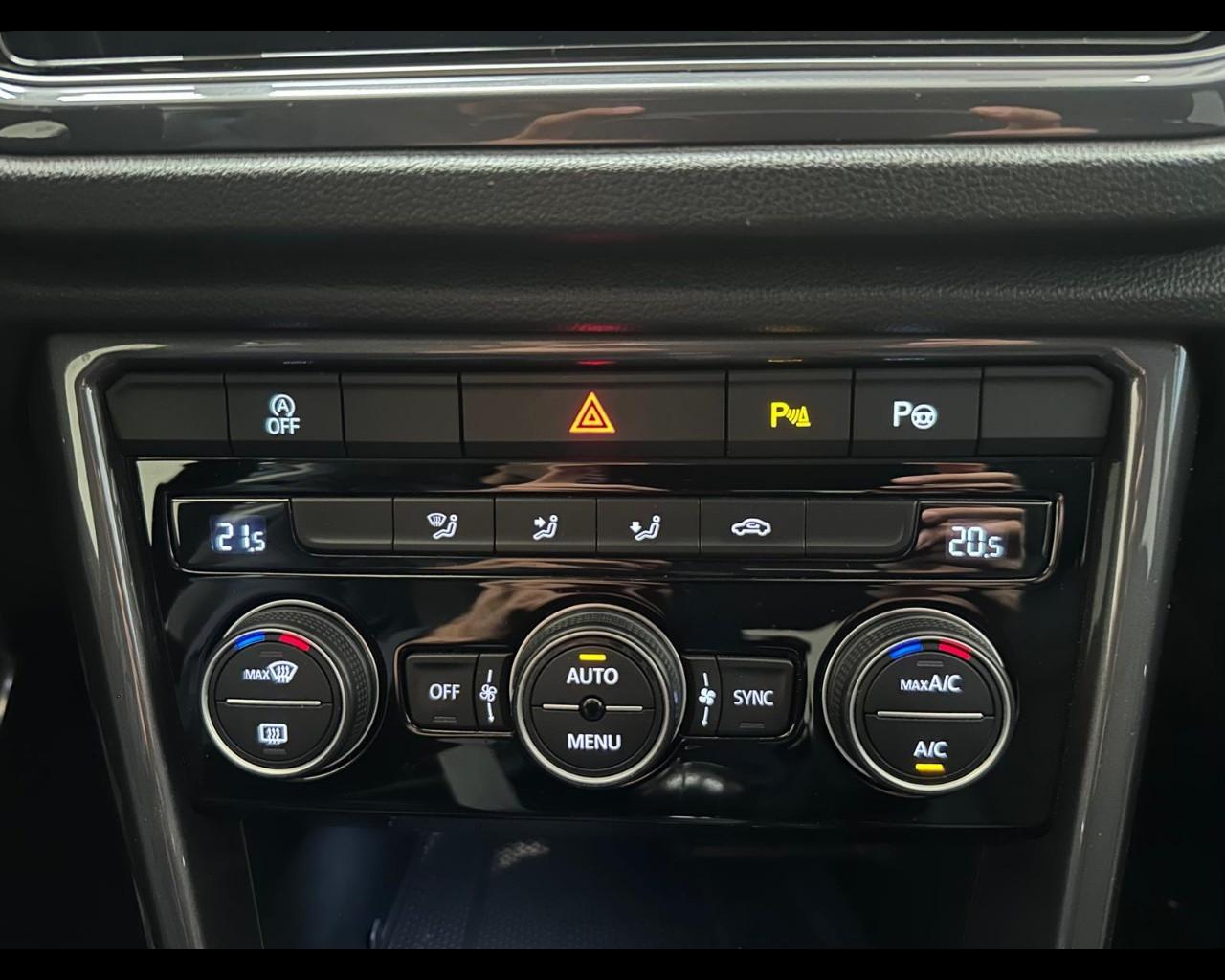 VOLKSWAGEN T-Roc - T-Roc 1.6 TDI SCR Style BlueMotion Technology