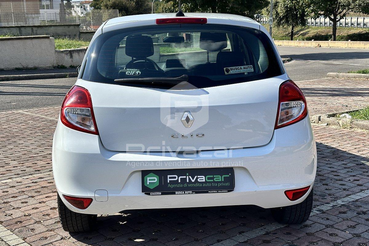 RENAULT Clio 1.2 16V 5 porte Dynamique