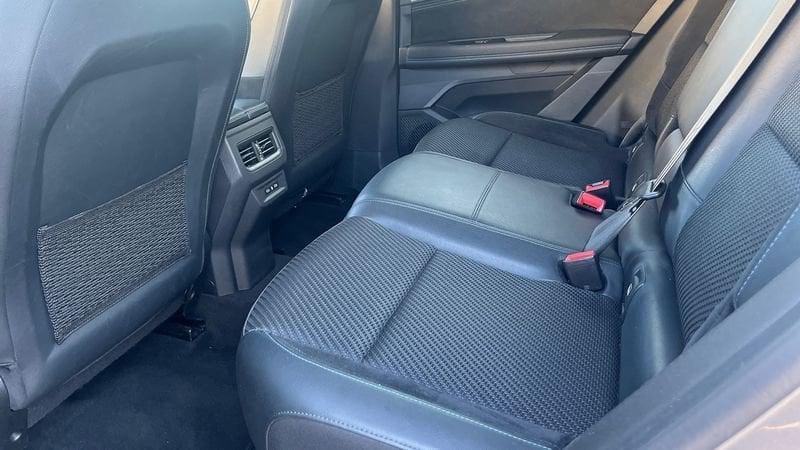 Renault Austral 1.2 E-Tech full hybrid 200cv Iconic Esprit