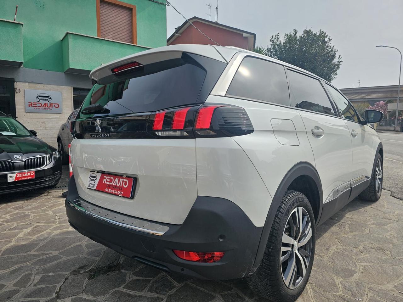 Peugeot 5008 BlueHDi 130 S&S EAT8 Allure Pack