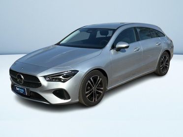 Mercedes CLA Shooting Brake 180 D Advanced 8G-DCT