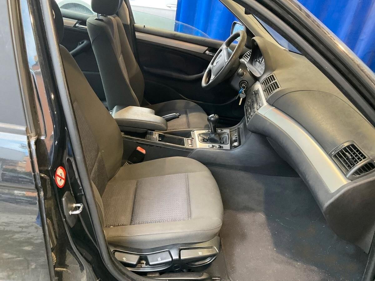 Bmw 320 320d turbodiesel cat 4 porte Attiva