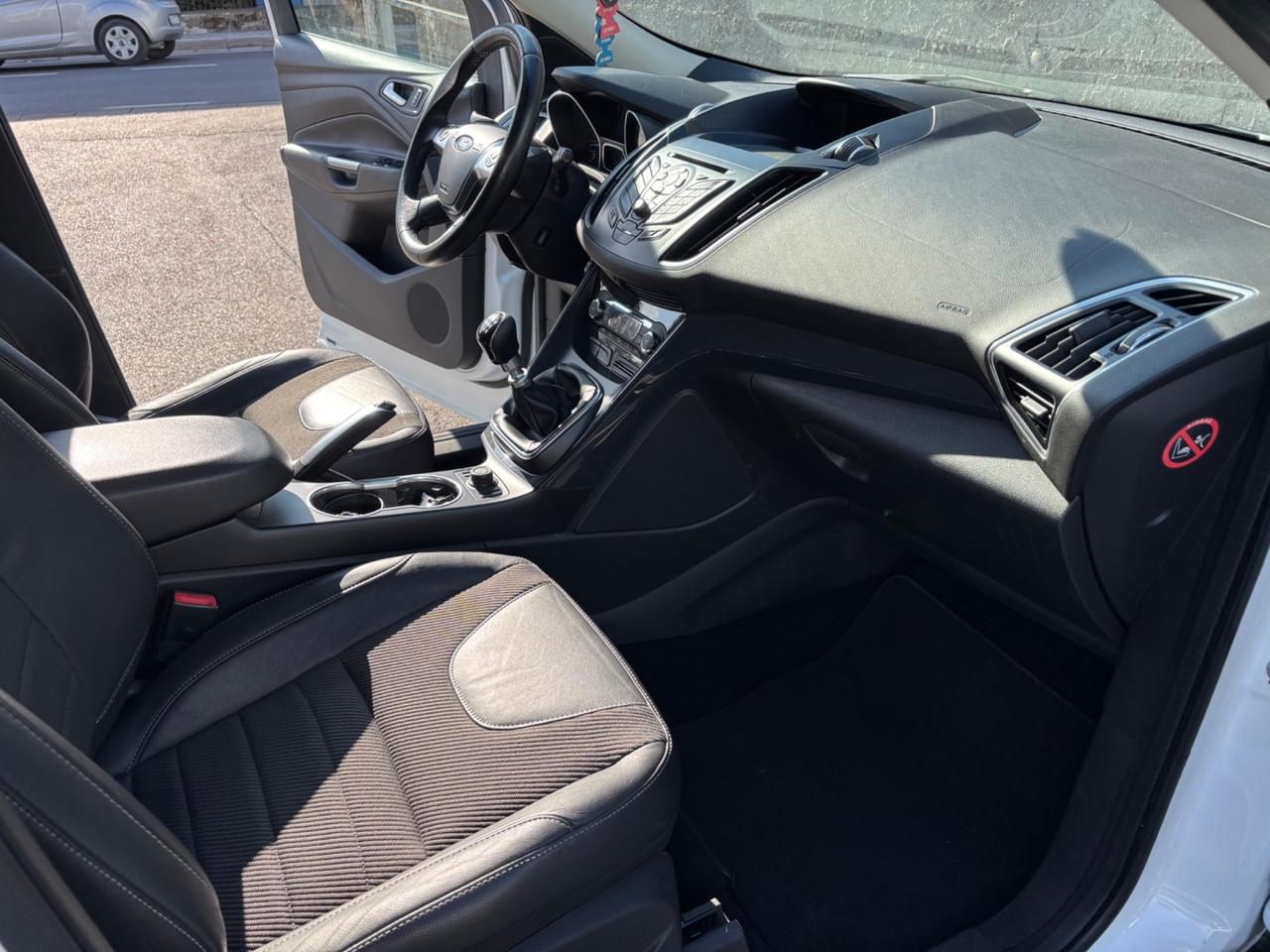 FORD KUGA 2.0 TDCI 115CV TITANIUM NUOVISSIMA